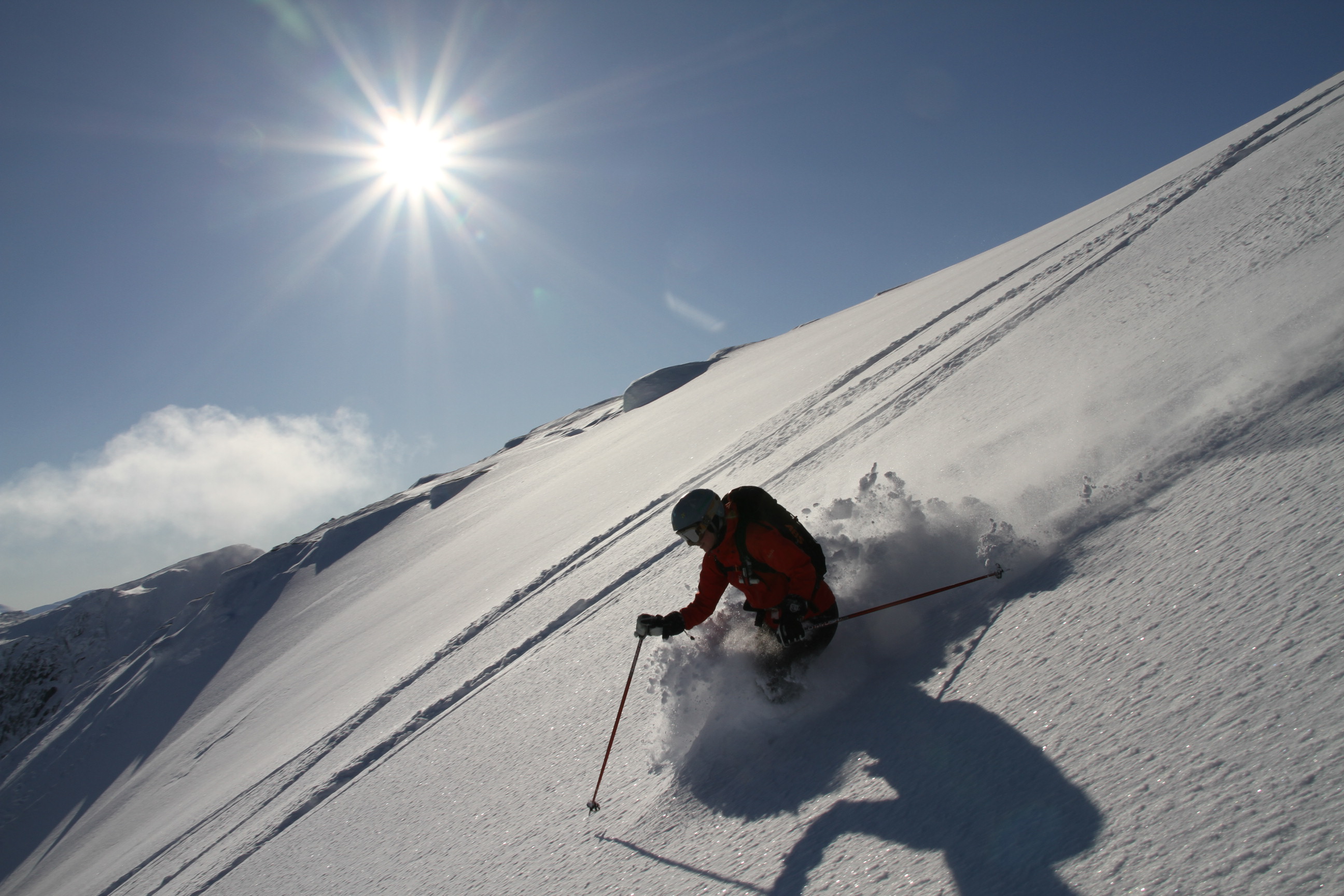 Ulrika ker p Voitasriita. 28 Mars 2011, Heliski Riksgrnsen. Foto: Andreas Bengtsson