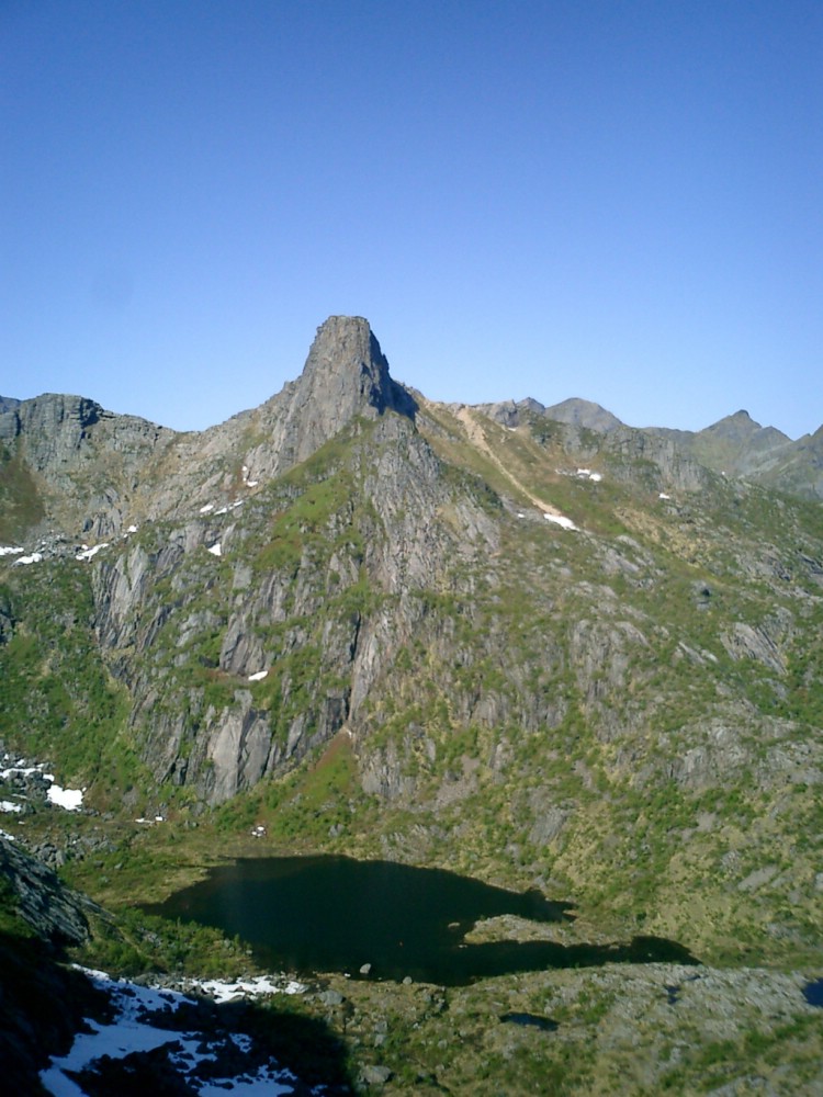 View from Trollfestingtind.           Photo: Andreas Bengtsson