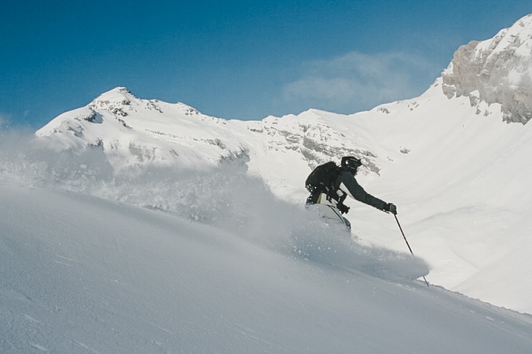 Rod Matthews i den lilla skidorten Ovronnaz i Schweiz. Foto: Andreas Bengtsson