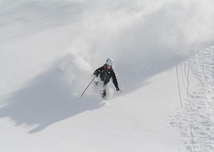 It is a joy to see Jonas balans on his skies. St Luc, Switzerland, Best skiing at the moment week 12 - 2007. Photo: Andreas Bengtsson