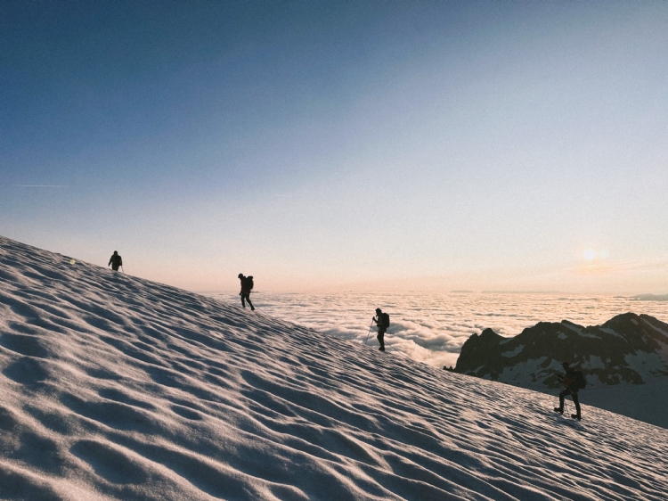 Crossing Glacier du Tour.         Photo: Emma Svensson