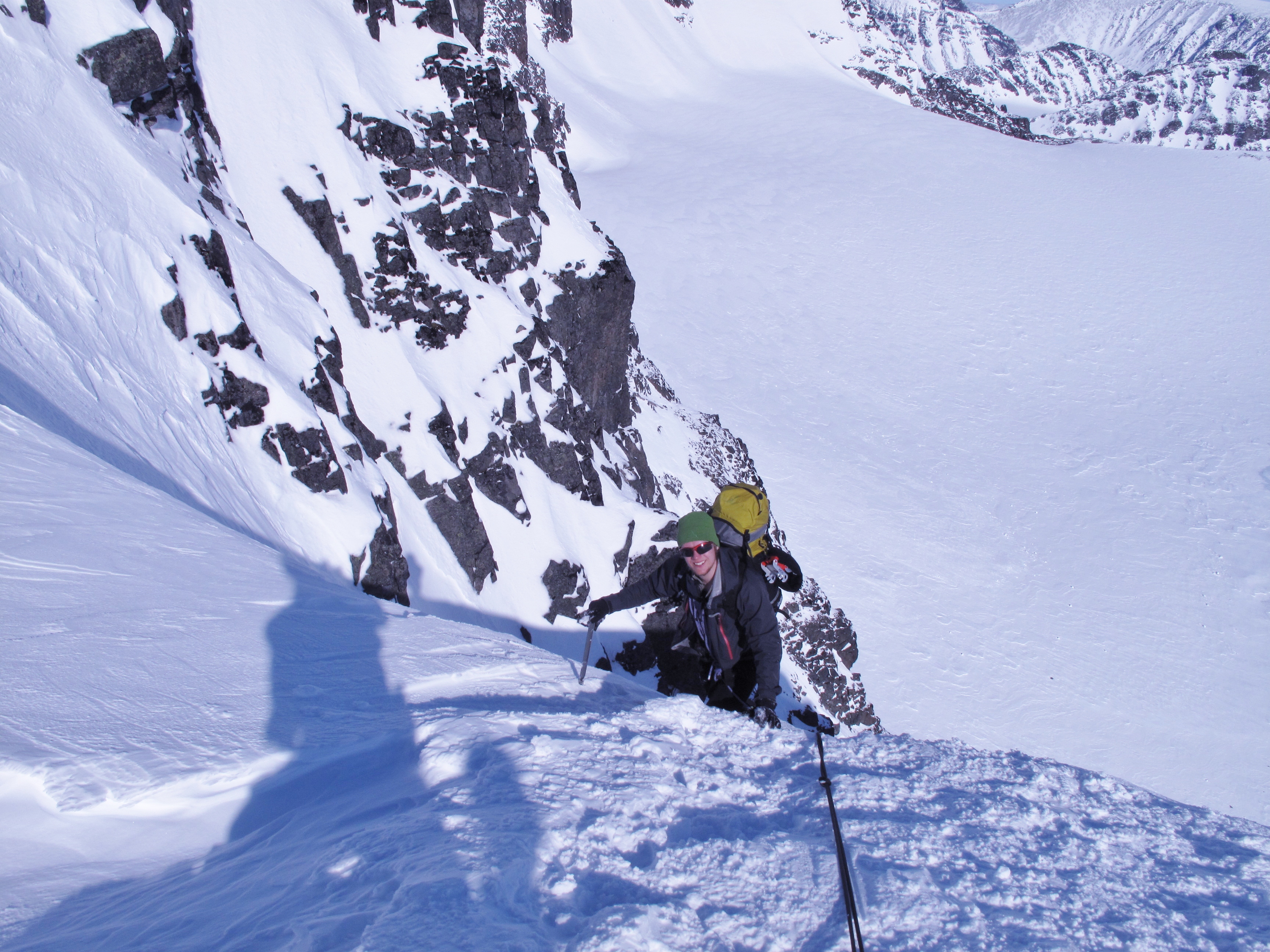 Upp stra leden. Ski touring Kebnekaise 7 April 2011. Foto: Magnus Strand