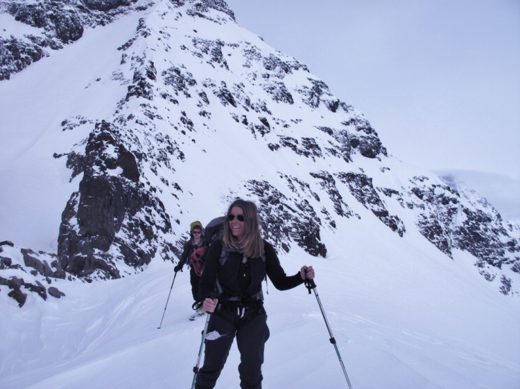 Beth. Ski touring Kebnekaise 7 April 2011 Photo: Magnus Strand