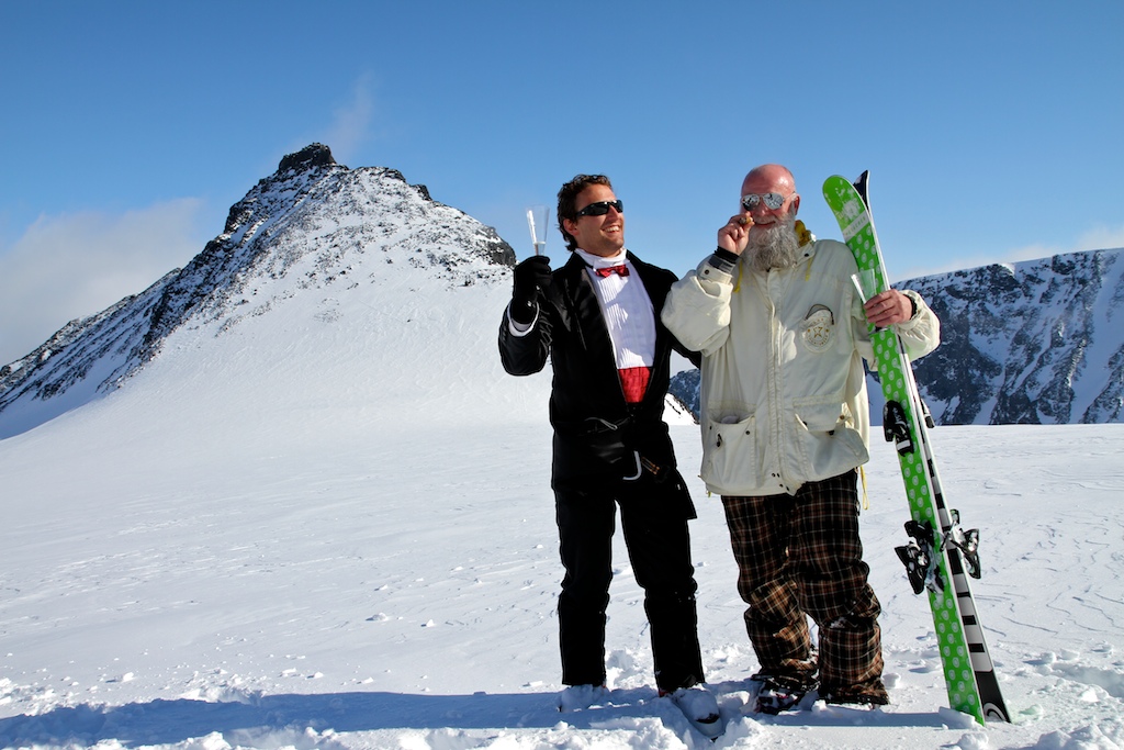 Ett helt ofrglmligt sllskap p heliski i Kebnekaise! Foto: Carl Lundberg