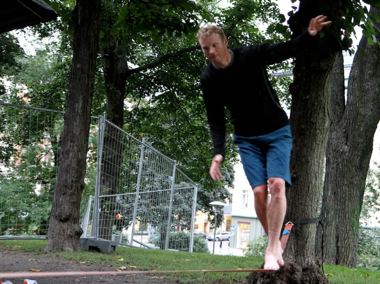 Slackline! Foto: Johanna Feuk