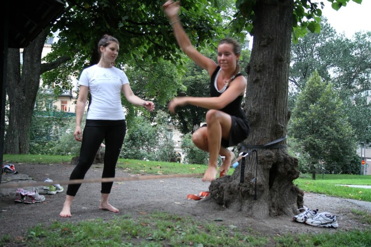 Slackline! Foto: Johanna Feuk