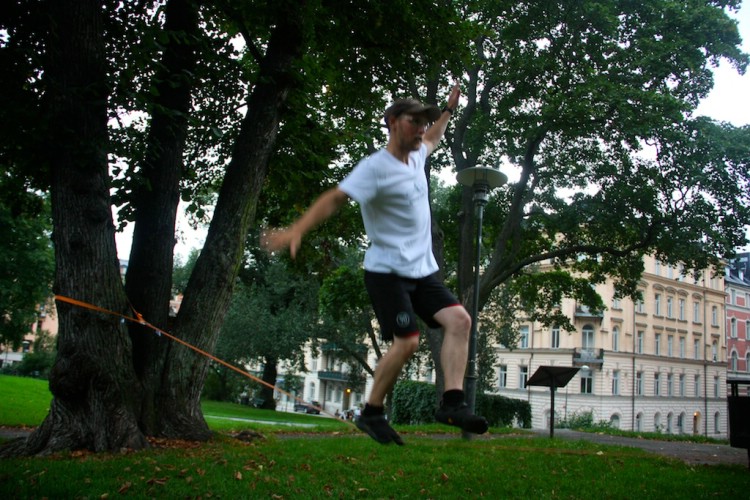 Slackline! Foto: Johanna Feuk