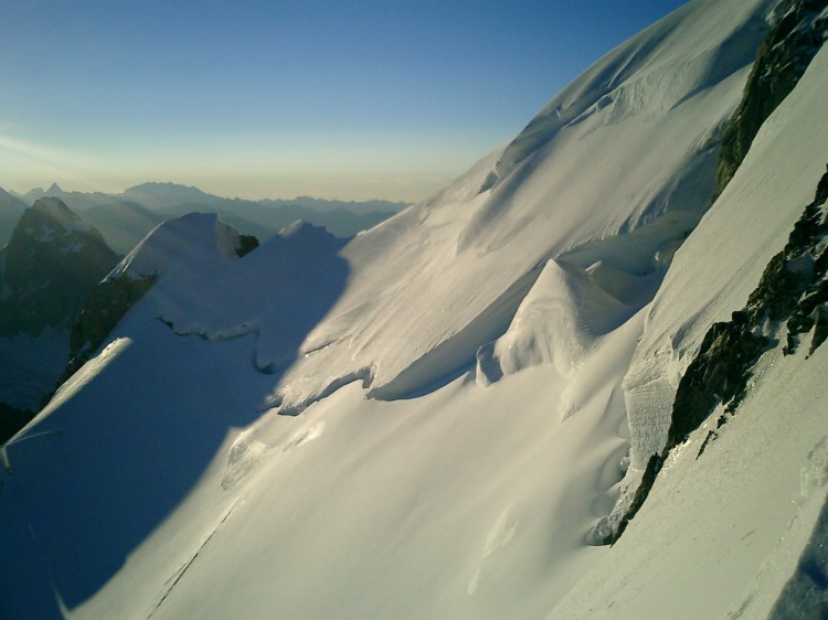 Morning light at Col Maudit. Photo: Andreas Bengtsson