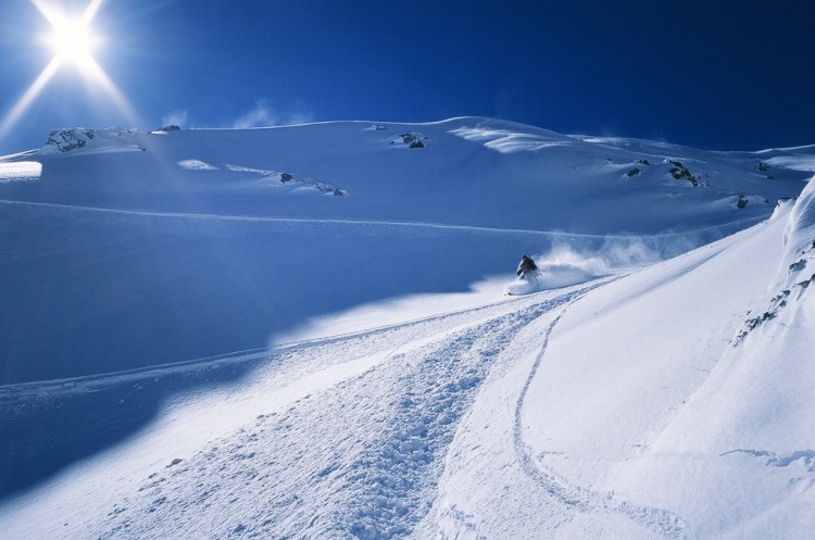 David Marchi from California shredding the main bowl on a perfect powder day.    Photo: Ptor Spricenieks, skiherenow@yahoo.com 