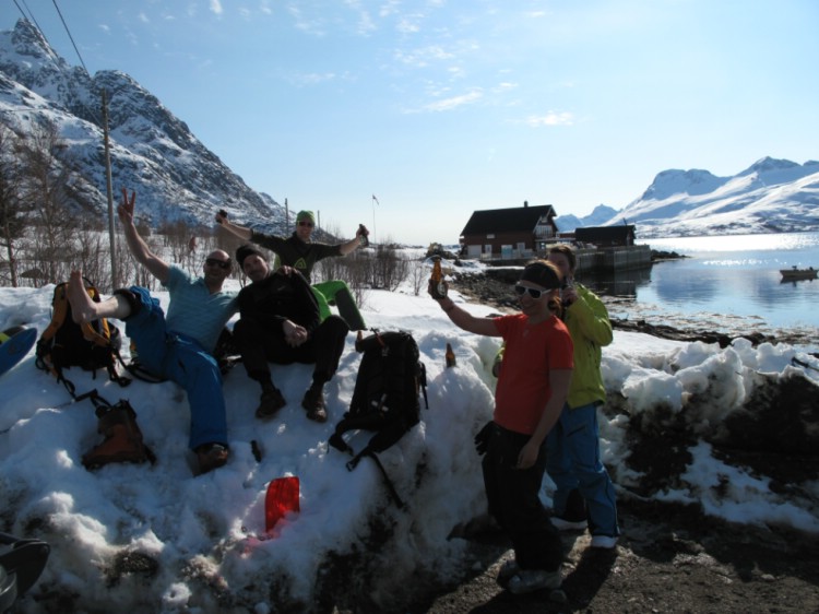 Afterski Norwegian style. Arctic Combo week April 2012.  Photo: Magnus Strand