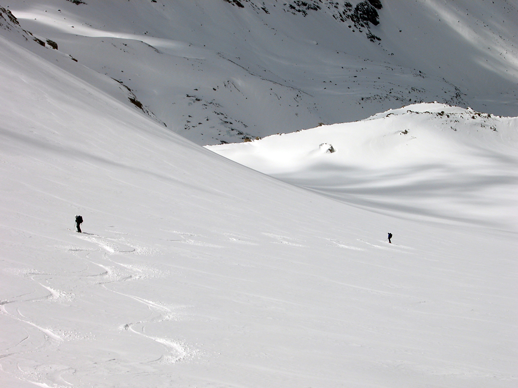 Spring conditions on the Timoron glacier. Photo Christian Trk.