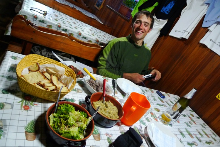 The food at the Pontese hut is always excellent. Photo Christian Türk.