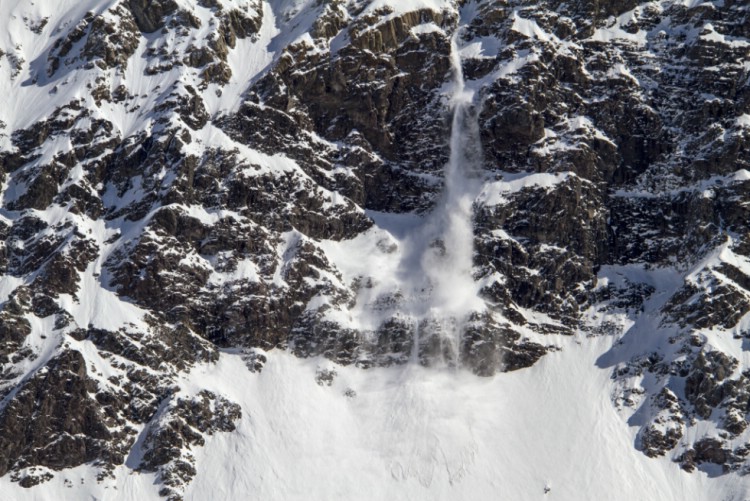 Big avalanche in Chile. Photo: Andreas Bengtsson