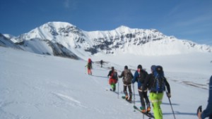 Svalbard och Spetsbergen från båt – sail and ski