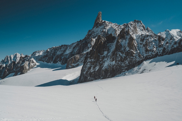 Approach till Dent du Geant. Foto Alvin Lindblom