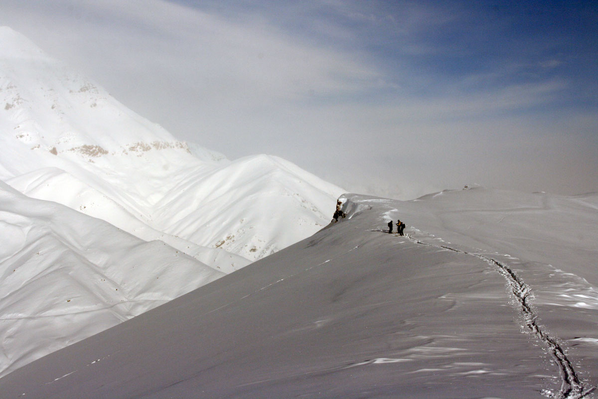 Short tour in Shemshak gives great skiing.     Photo: Per Wester