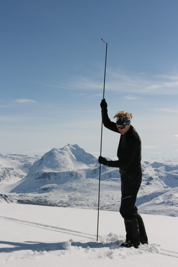 Lavinövning på Spanstind i Norge. Maj 2008.      Foto: Andreas Bengtsson