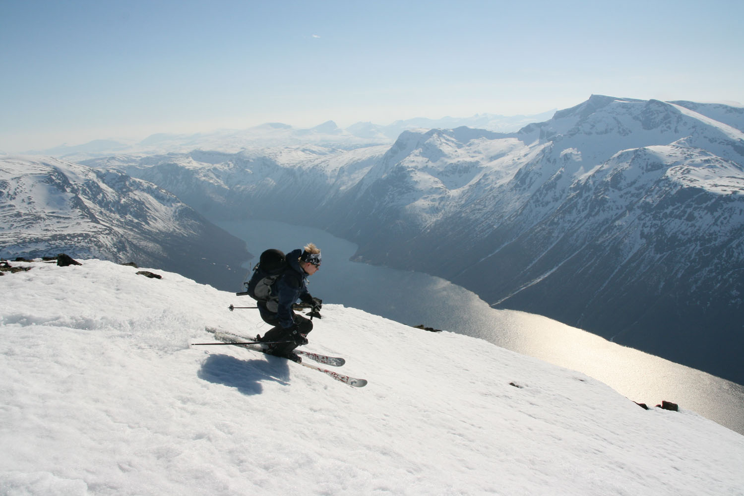 From Rnkeipen you have the greatest view in the Narvik area. Nicklas skiing down from the summit. April 2008.     Photo: Andreas Bengtsson