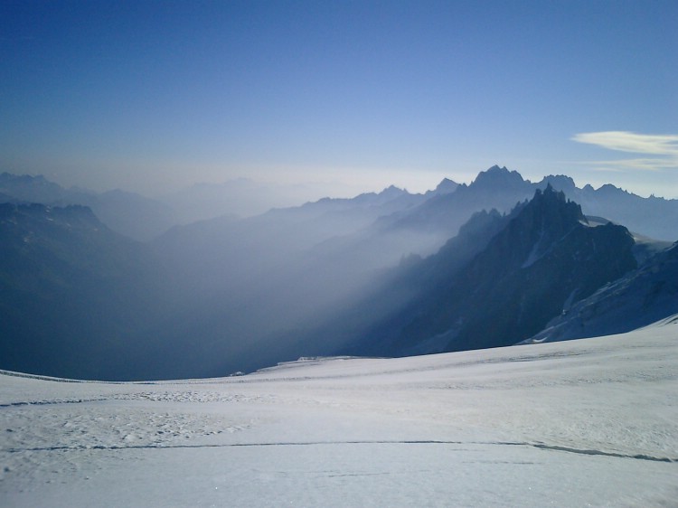 The Chamonix valley and Aig du Midi from Dome du Goutier. Photo: Andreas Bengtsson