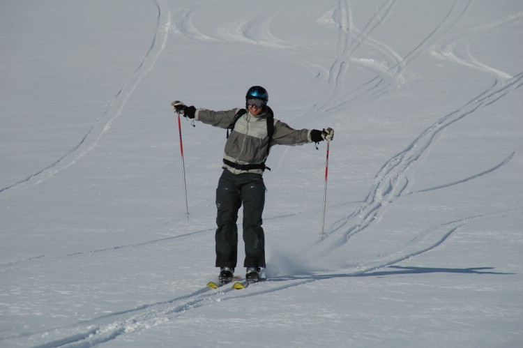 Happy skier. Heli ski Riksgränsen 29/3 - 2009   Photo: Peter Almer 