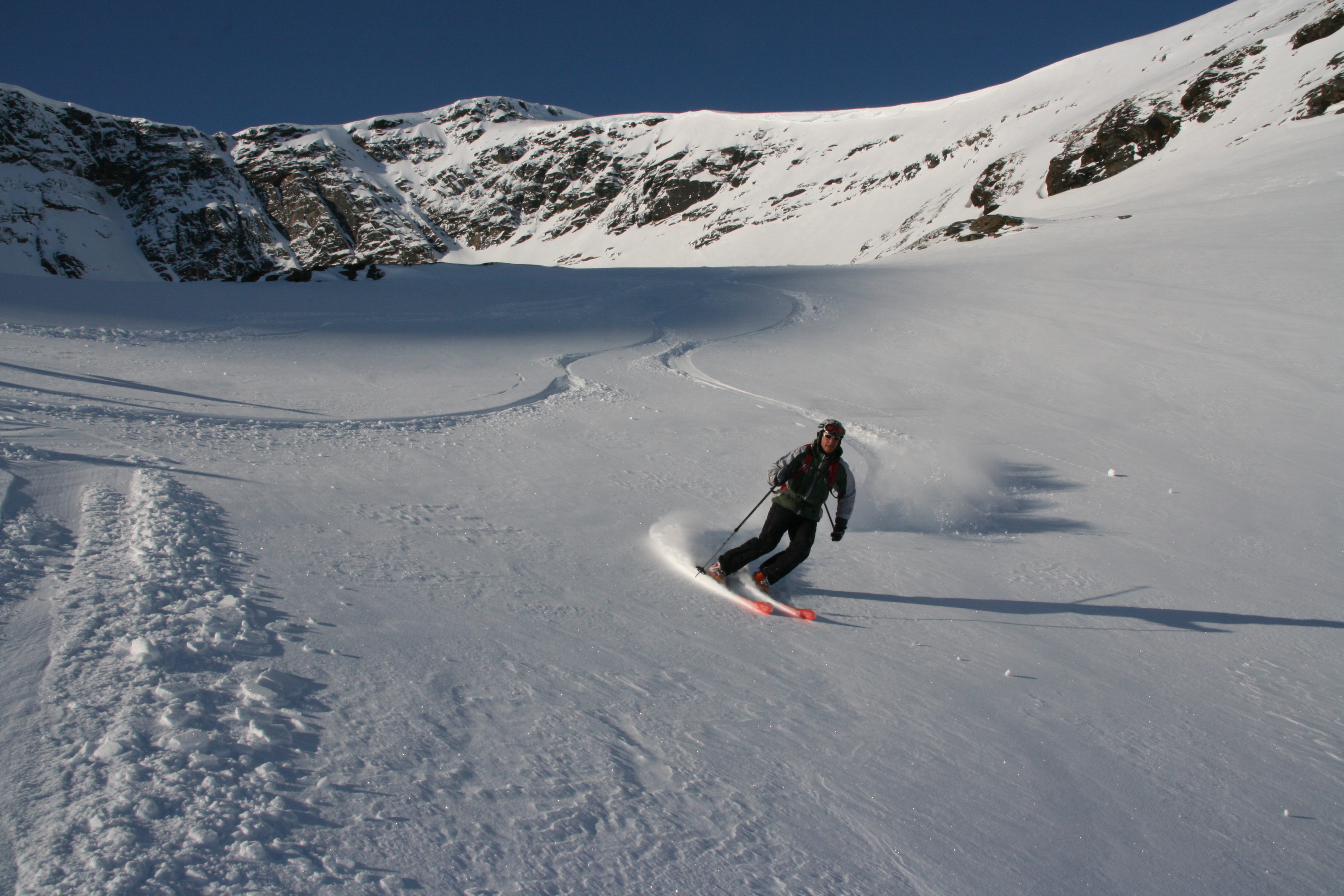 Heli ski Riksgrnsen, Sweden 3rd of April 2009. Photo: Andreas Bengtsson