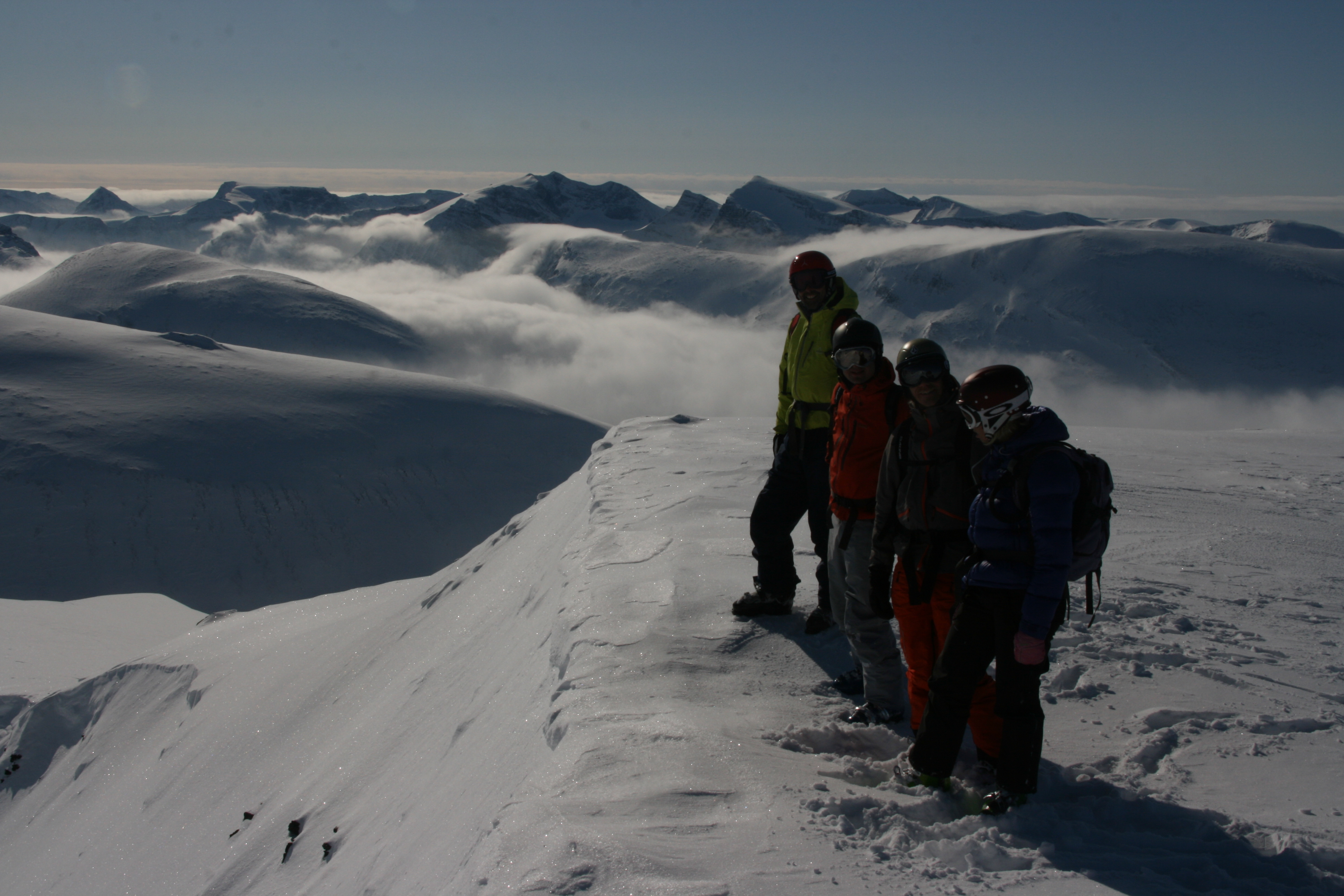 Start of the run at Ktotjocka, Heli ski Riksgrnsen, Sweden 3rd of April 2009.  Photo: Andreas Bengtsson