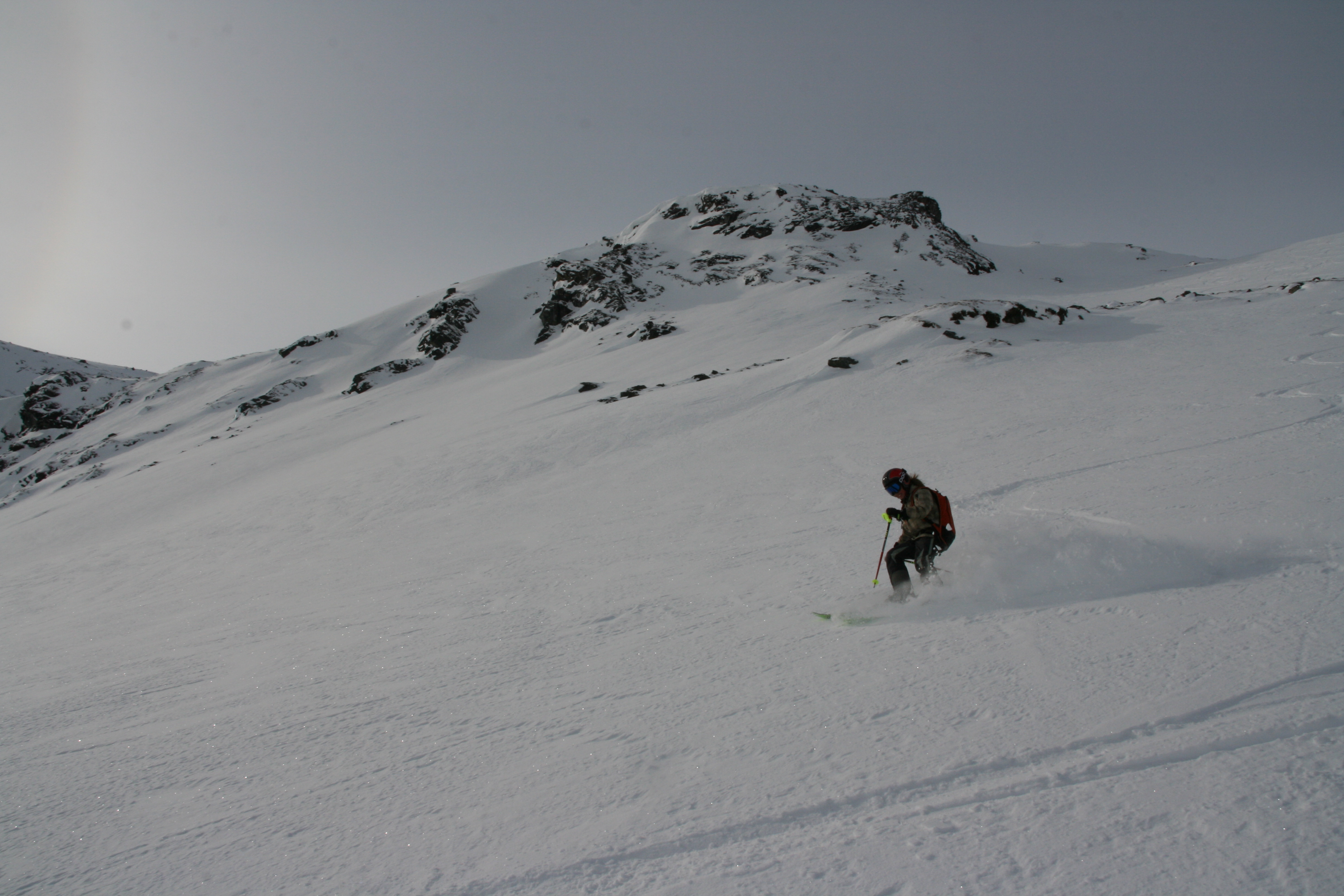 Kajsa 10r. Snabbast, yngst och coolast p Riksgrnsen Heliski 2009. 7e April 2009.  Foto: Andreas Bengtsson