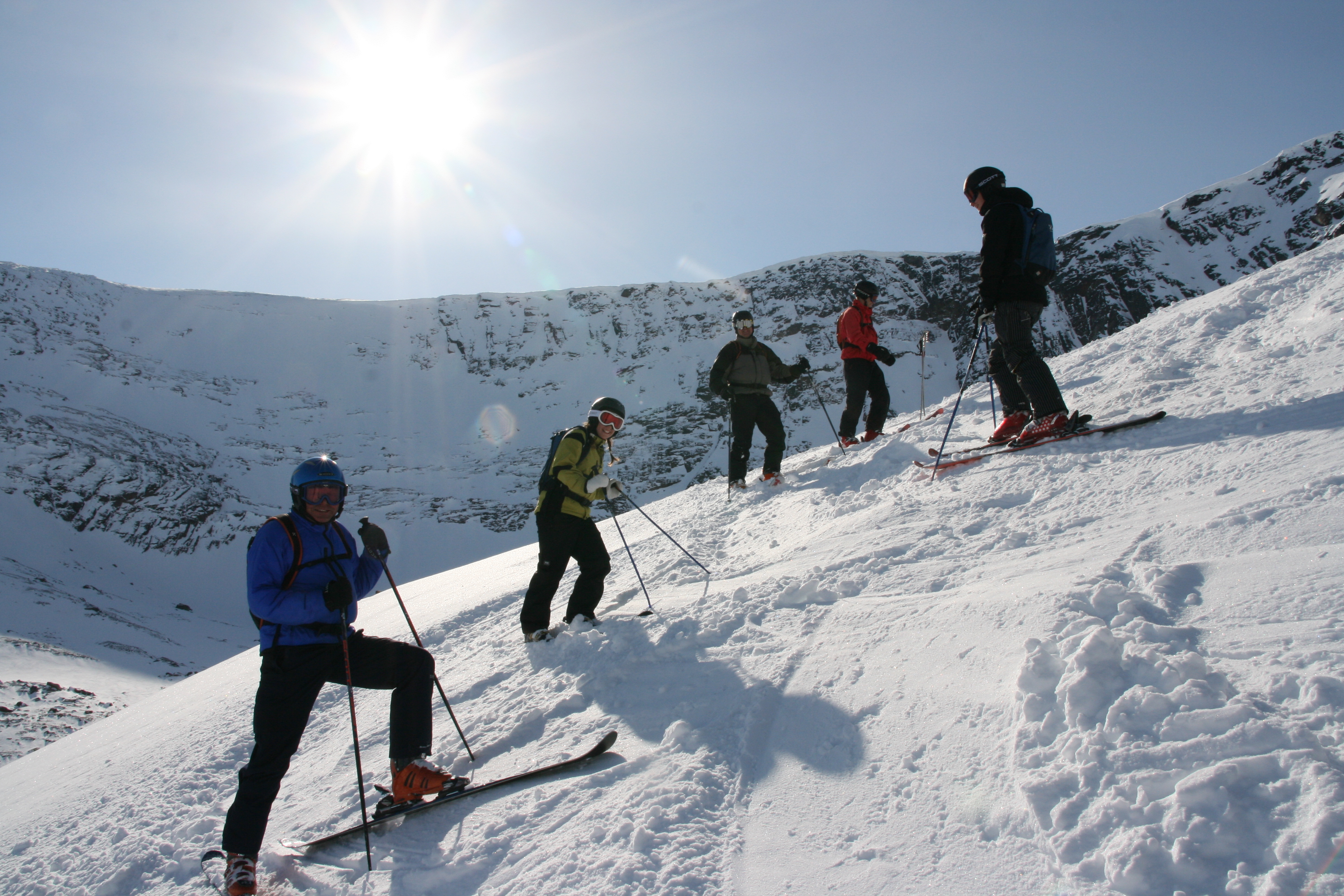 Heliskiing at Kttjokka April 7th 2009. Photo: Andreas Bengtsson 