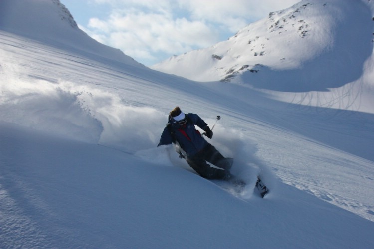 Niklas dammar på Gorsacohkka glaciären 14 april 2009! Foto: Carl Lundberg 