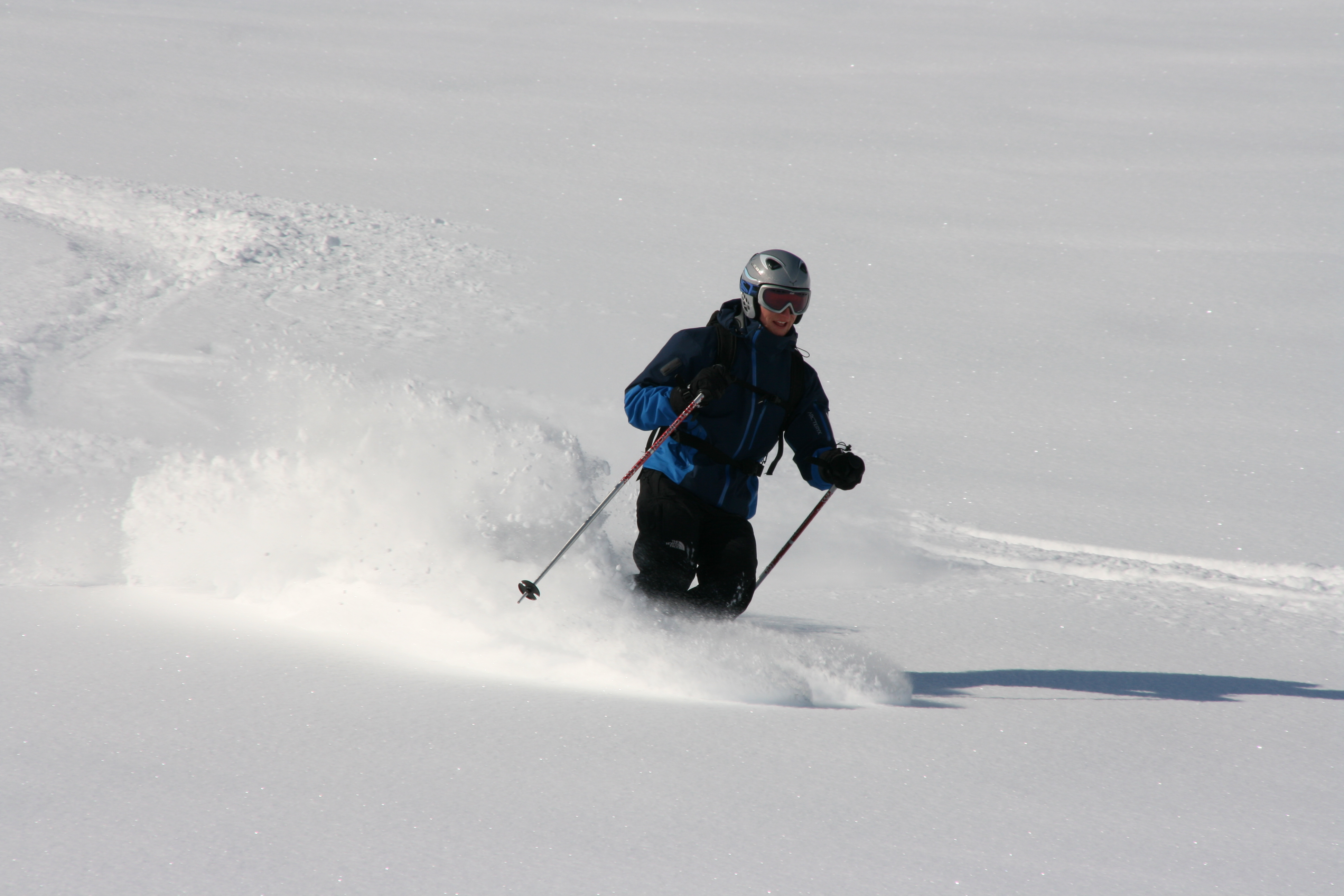 Powder again after some warmer days. April 14 2009. Heli ski Riksgrnsen Sweden. Photo: Andreas Bengtsson