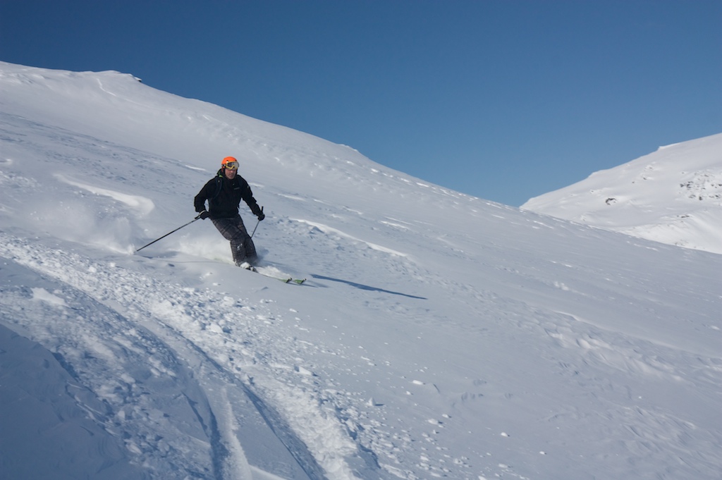  Heliski Riksgrnsen 18 april 2009. Foto: Carl Lundberg