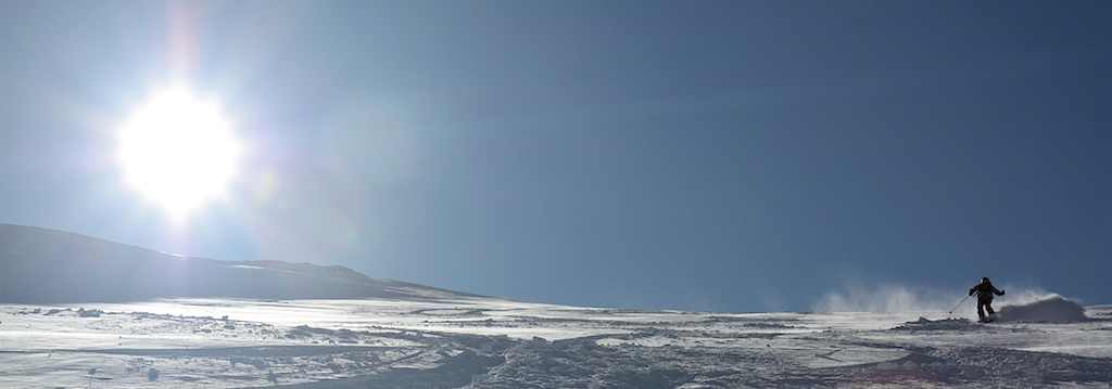  Finnish Freeride Team Heliski Riksgrnsen, April 18 2009. Photo: Carl Lundberg