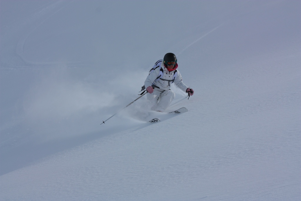 Heliski Riksgrnsen 16 april 2009. Foto: Carl Lundberg