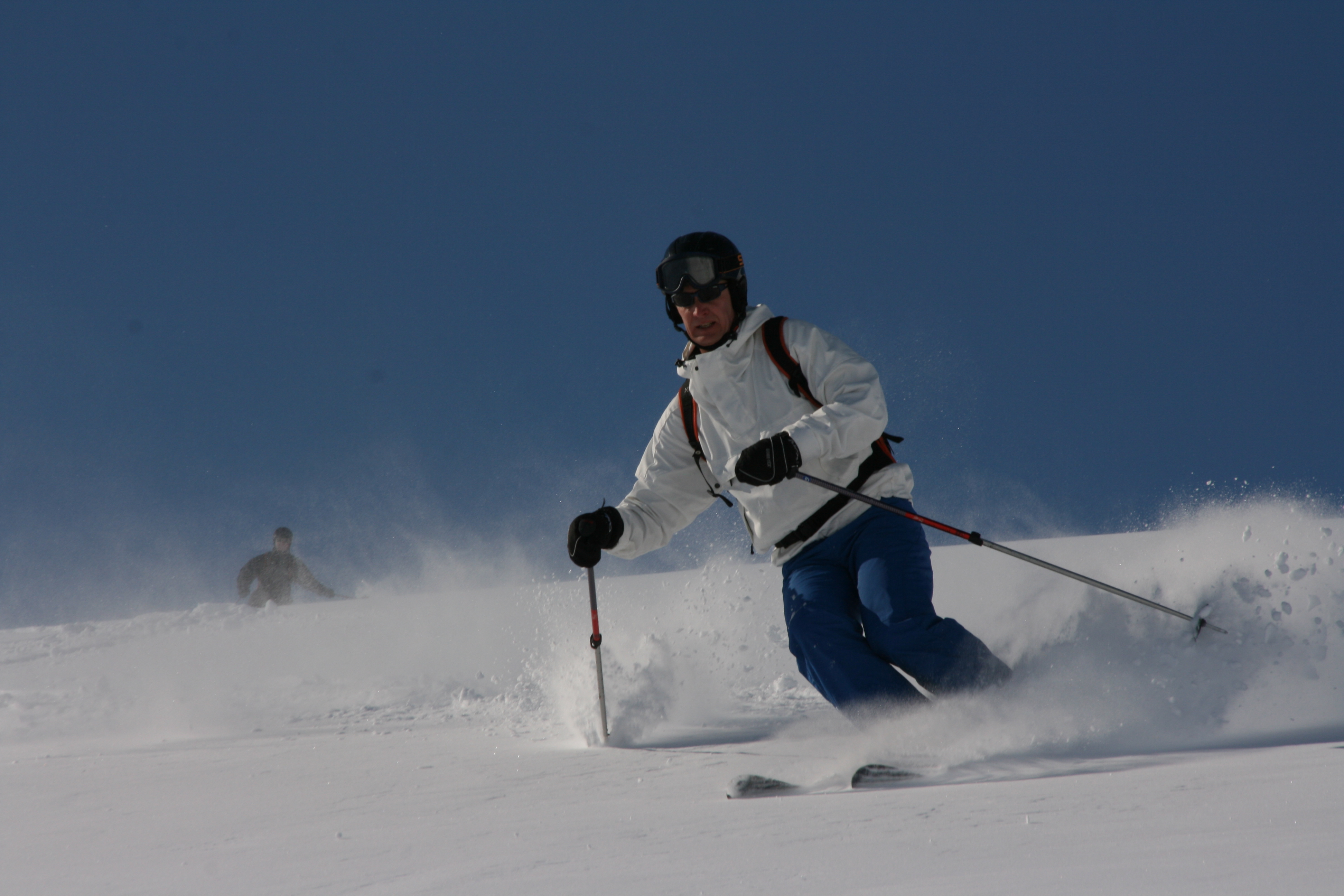 Heliski Riksgrnsen 18 april 2009. Foto: Andreas Bengtsson