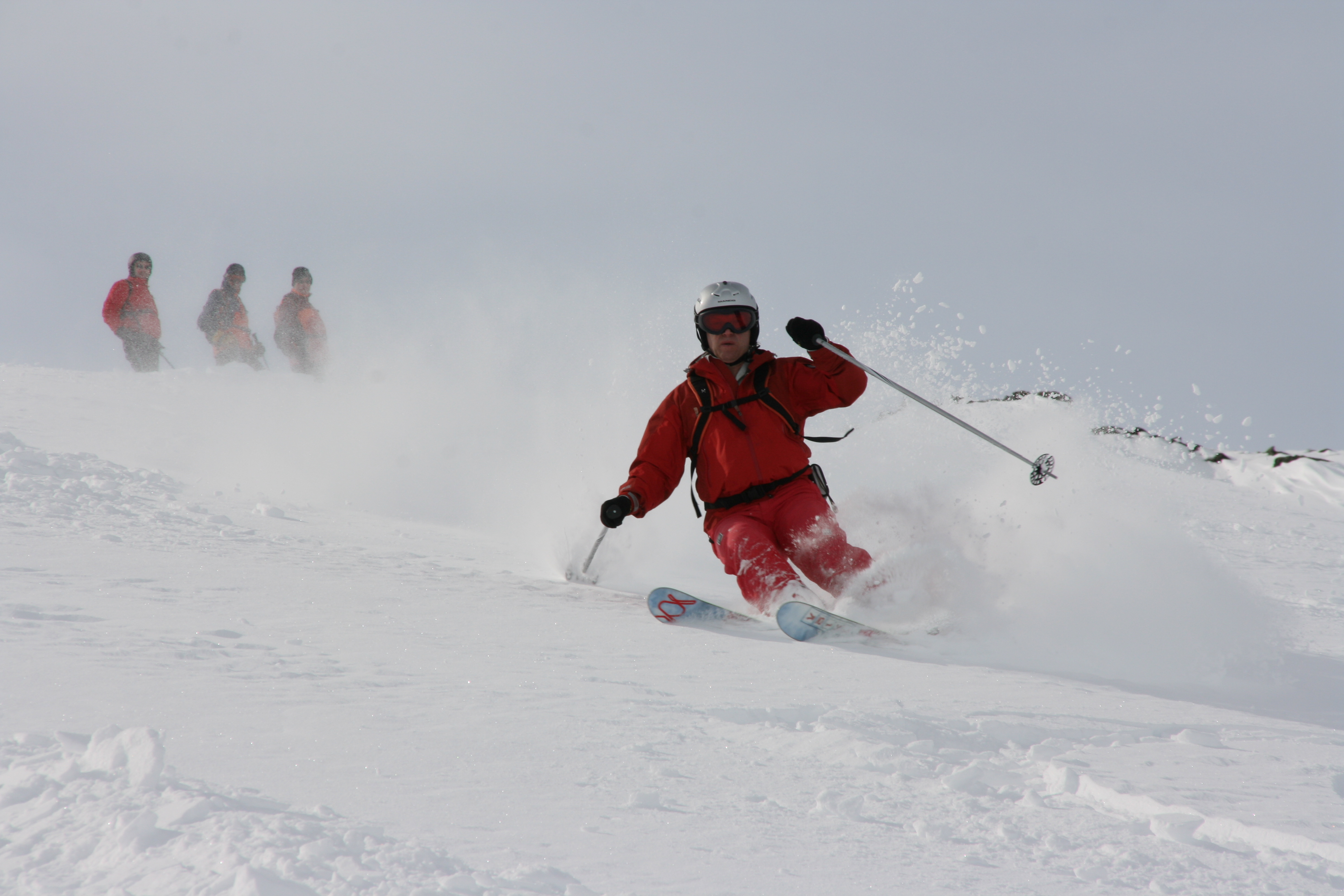 Puder p Vassitjocka. Heliski Riksgrnsen 27 april 2009. Foto: Andreas Bengtsson 