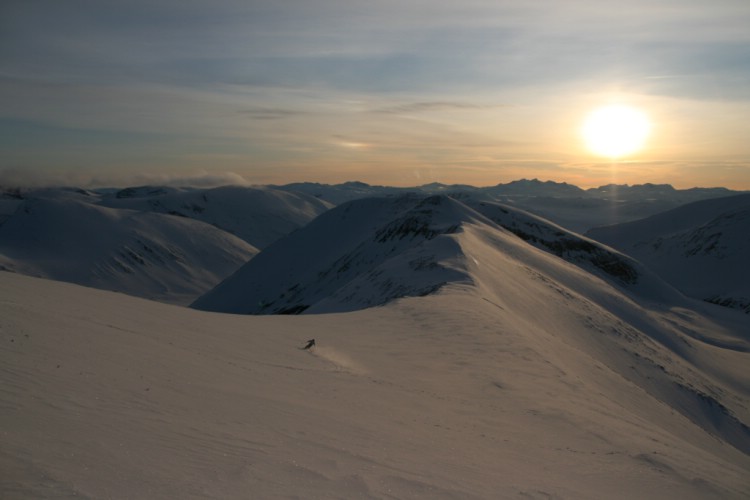 Getting closer to midnight at Moarhmmacohkka. Heliski Riksgränsen April 29, 2009. Photo: Andreas Bengtsson