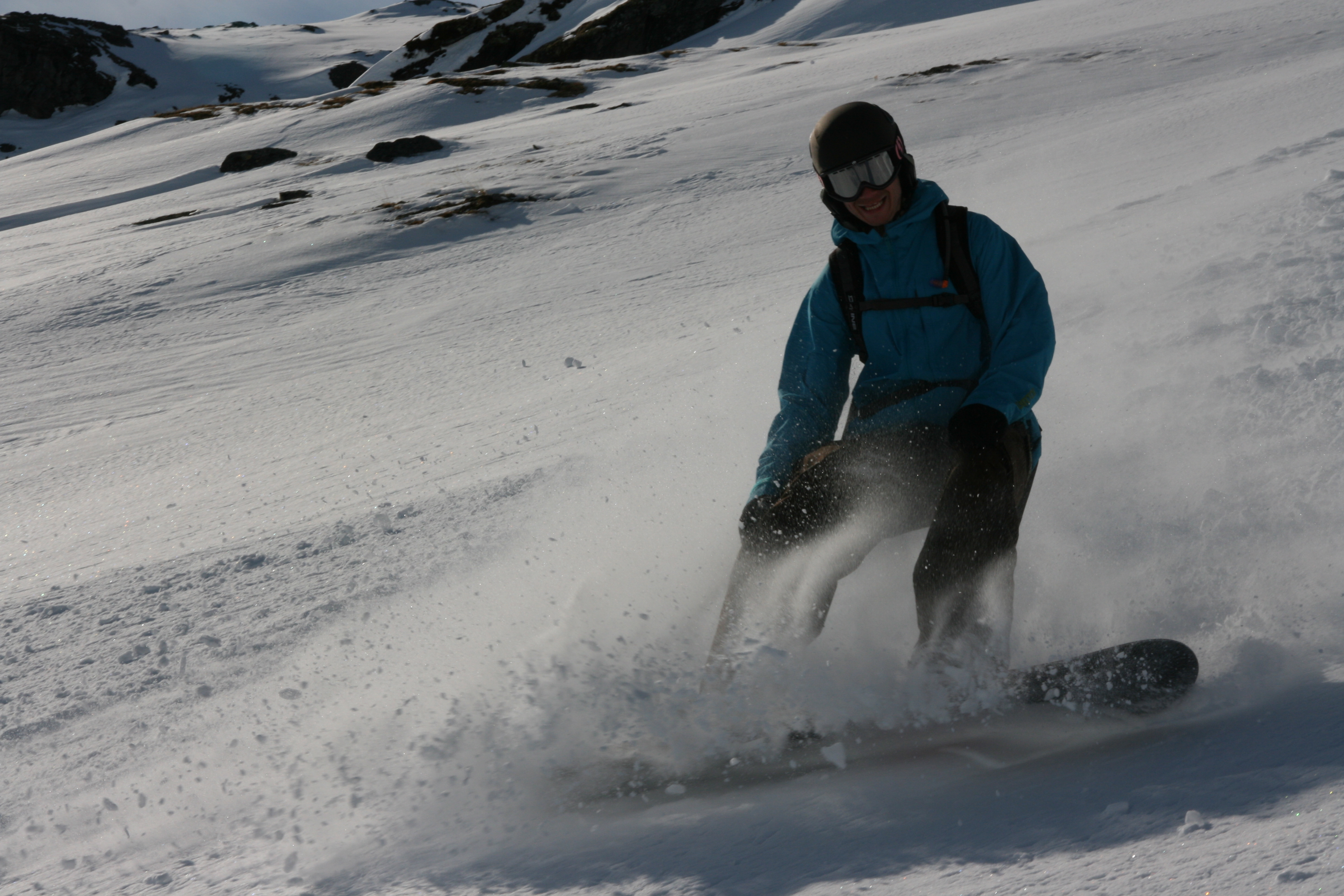 Heliski Riksgrnsen April 30, 2009. Photo: Andreas Bengtsson