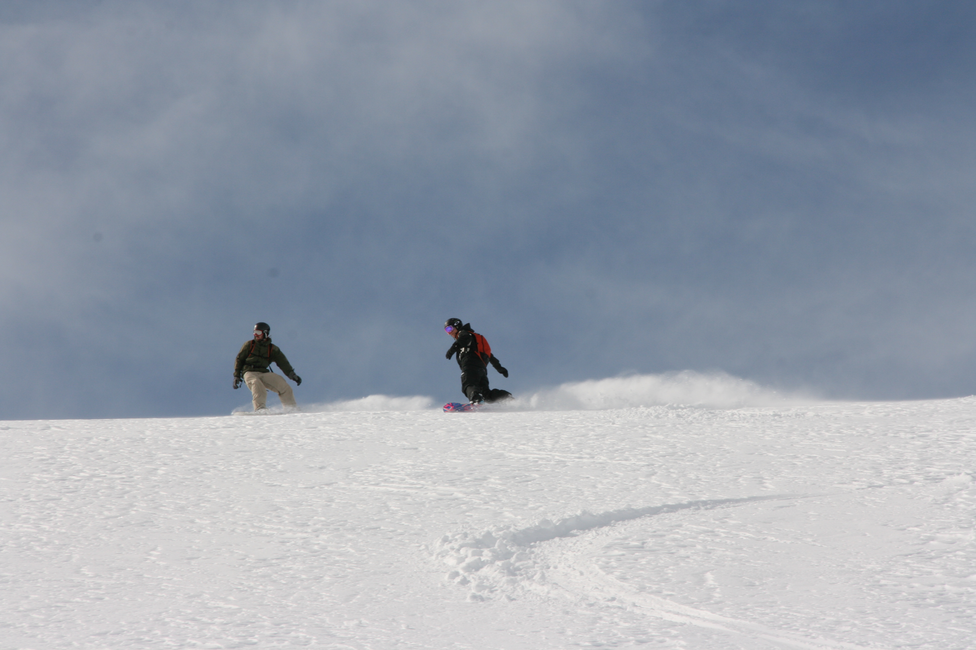 Heliski Riksgrnsen May 30, 2009. Photo: Andreas Bengtsson