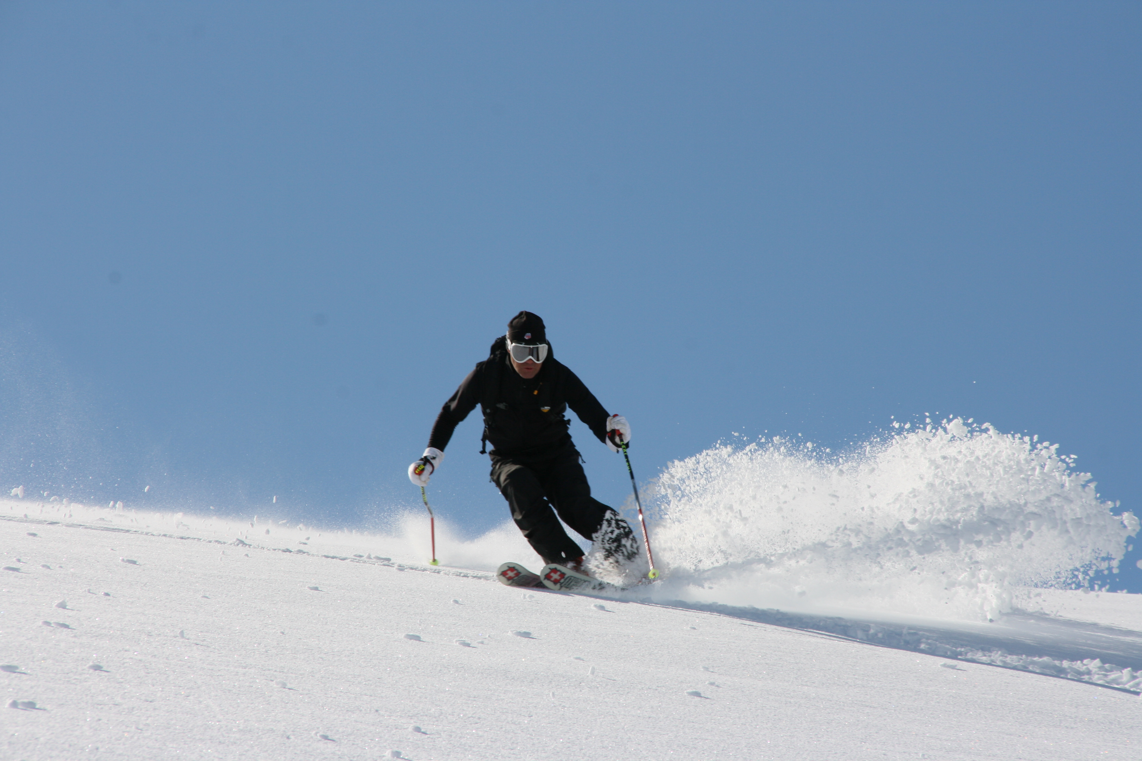 Heliski Riksgrnsen May 14, 2009. Photo: Andreas Bengtsson