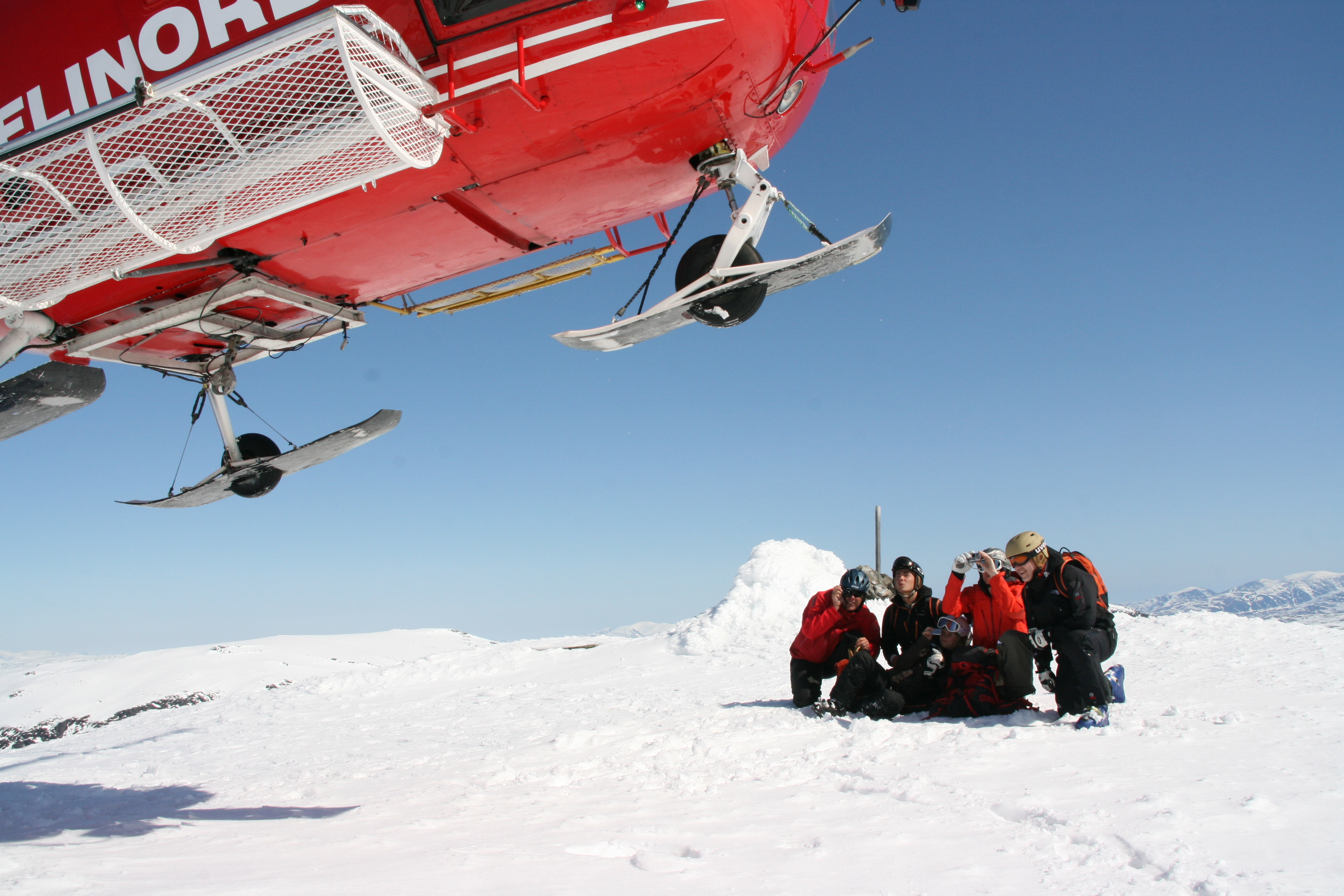 Heliski Riksgrnsen 15 maj 2009. Foto: Andreas Bengtsson