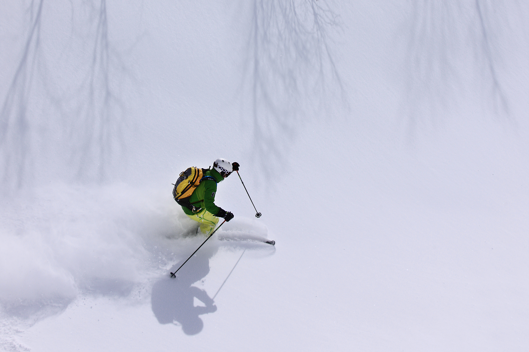 Anders Sjberg skiing in Annupuri. Photo: Henrik Bonnevier 