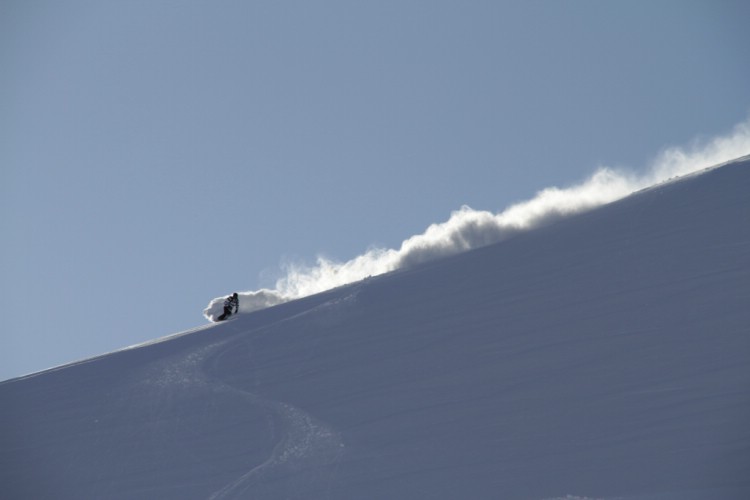 The rocket man goes heliski. 24 Mars 2010 Foto: Andreas Bengtsson 