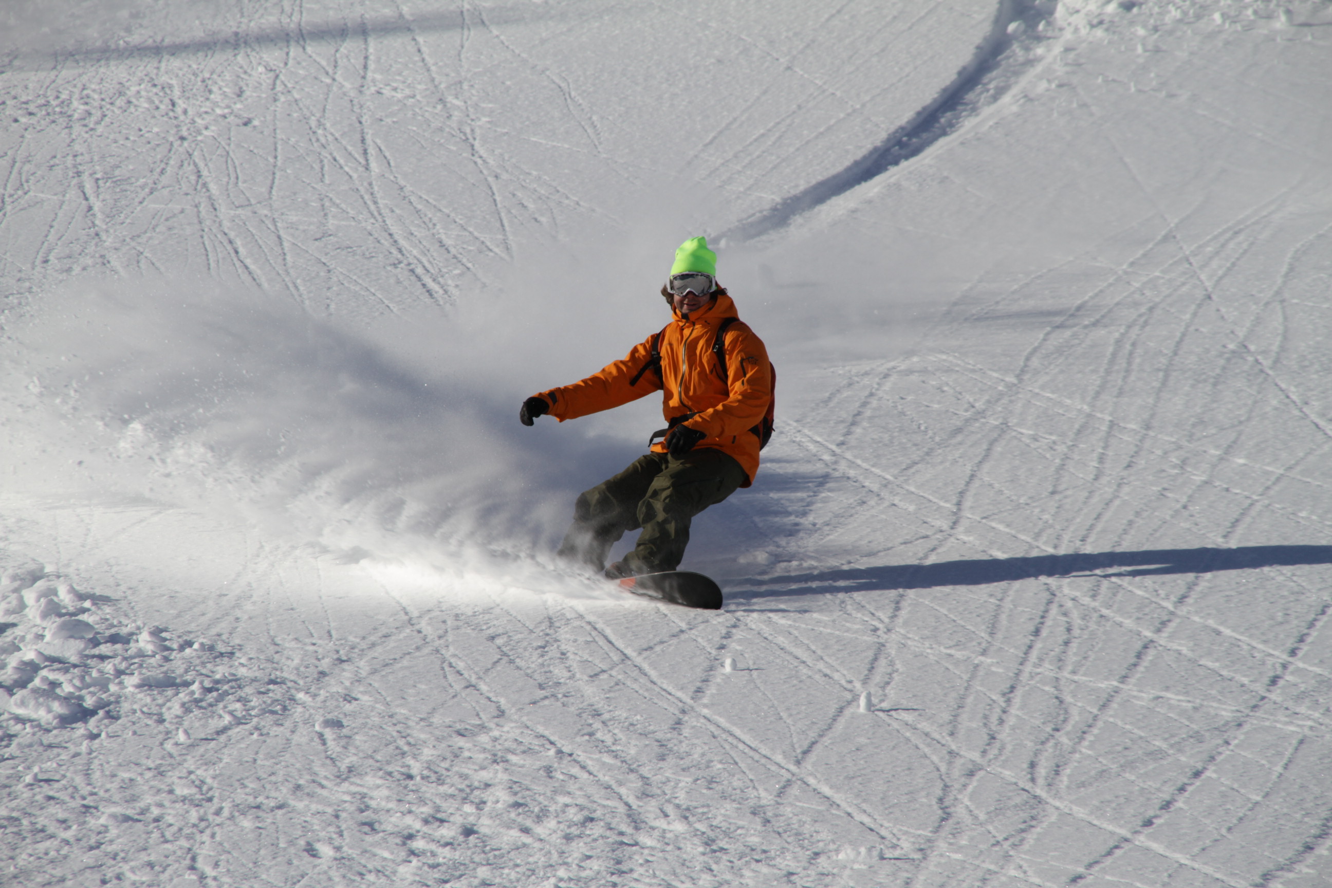 Heliski Riksgrnsen. 25 Mars 2010 Foto: Andreas Bengtsson 
