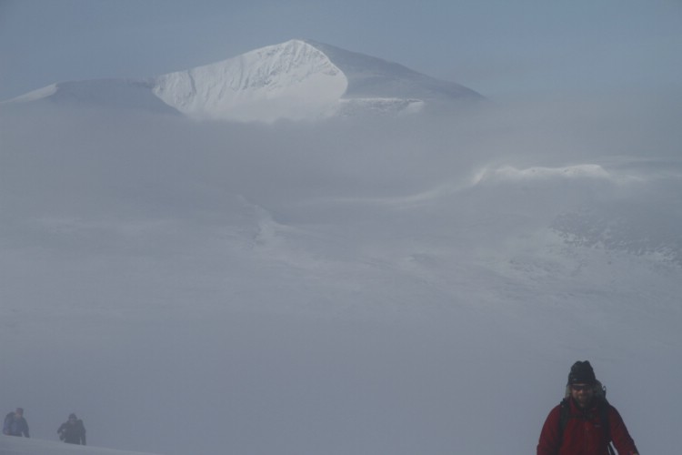 Nicolai Sandborg på väg upp. 9e April 2010. Foto Magnus Strand