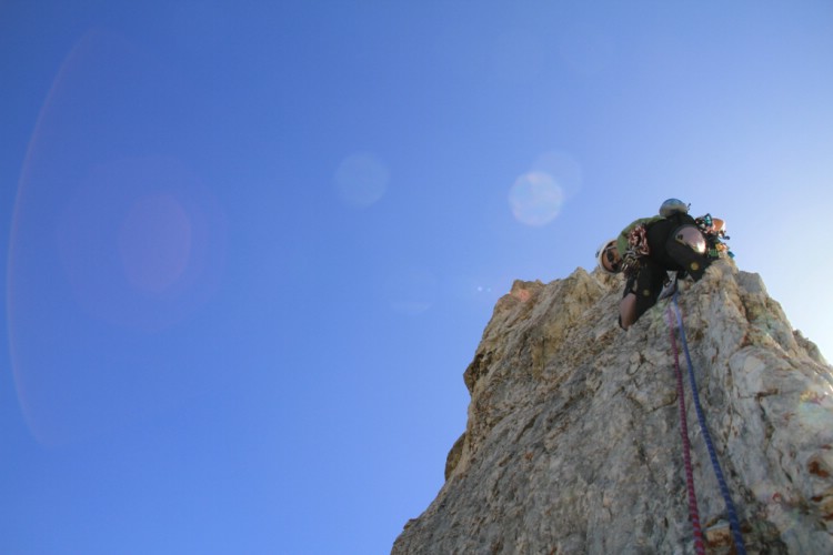 Anders Ljunggren leading the 2nd pitch at Delago kante on the Vajolet tower.     July 9 2010 Photo: Andreas Bengtsson