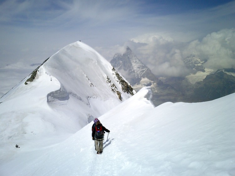 The Breithorn traverse. A classic way to get used to the altitude and prepare for Matterhorn. Photo: Andreas Bengtsson 
